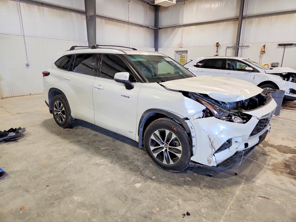 2021 Toyota Highlander VIN 5TDHBRCH3MS527598 COPART salvage auction — FRONT END, Id - Salvage Certificate Of Title, sold $225 on 2026-07-21 (photo 4)