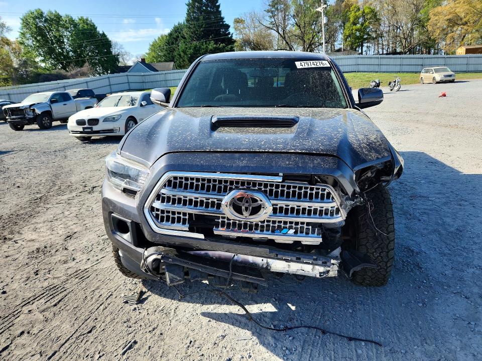 2017 Toyota Tacoma VIN 5TFAZ5CN9HX040904 COPART salvage auction — FRONT END, Nc - Salvage Certificate Of Title, sold $4,500 on 2026-07-29 (photo 5)