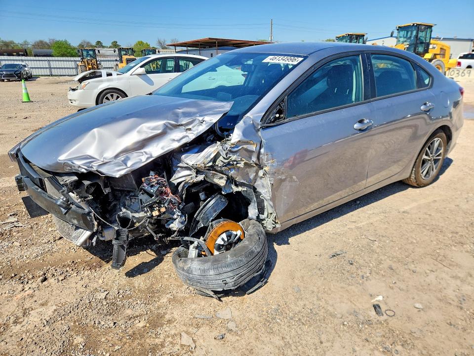 2024 Kia VIN 3KPF24AD1RE794864 COPART salvage auction — FRONT END, Tx - Certificate Of Title, sold $2,300 on 2026-07-20 (photo 1)