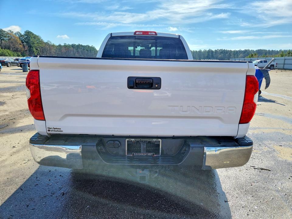2018 Toyota Tundra VIN 5TFRY5F19JX230335 COPART salvage auction — SIDE, Sc - Cert Of Title-Salvage, sold $13,600 on 2026-07-20 (photo 6)