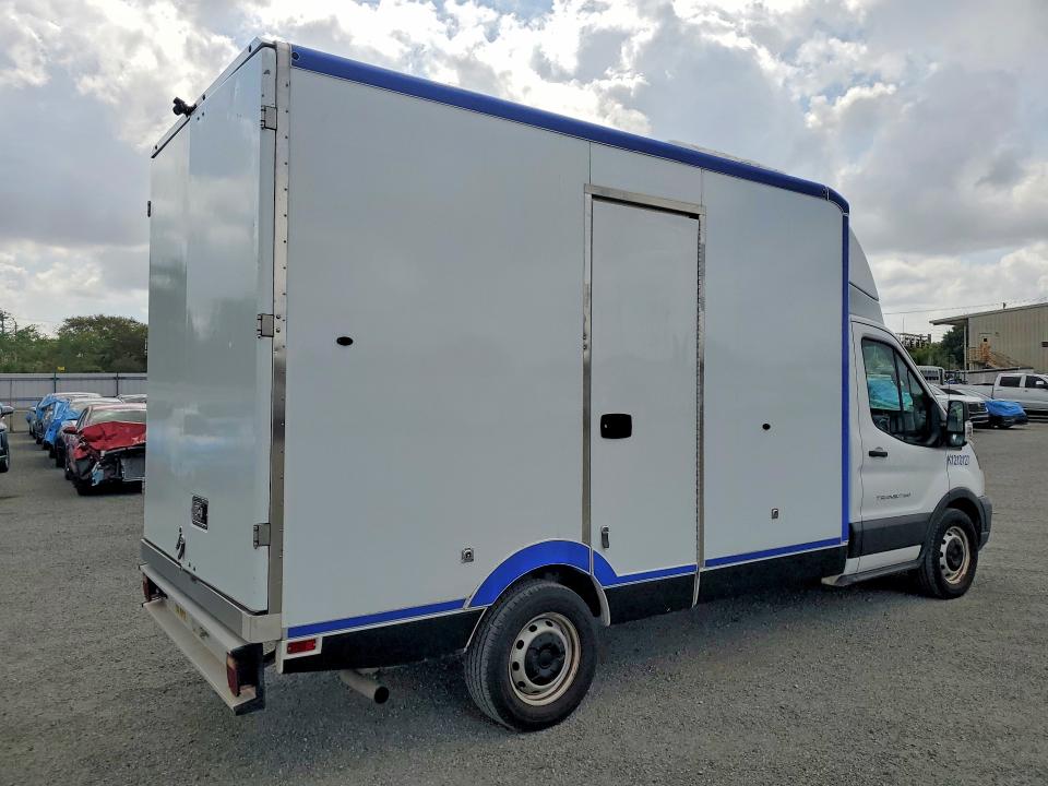 2021 Ford Transit VIN 1FDBW5Z89MKA80045 COPART salvage auction — SIDE, Fl - Certificate Of Title, sold $11,000 on 2026-07-30 (photo 3)