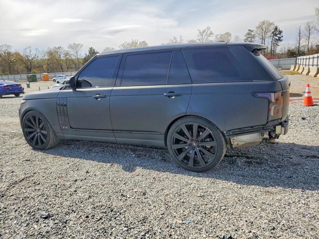 2015 Land rover RANGE ROVER VIN SALGS3TF0FA199881 COPART salvage auction — Rear End, SC - CERT OF TITLE-SALVAGE, sold $11,000 on 2026-07-06 (photo 2)