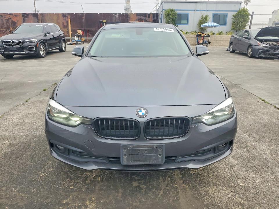 2017 BMW 3er VIN WBA8A9C37HK864356 COPART salvage auction — UNDERCARRIAGE, Ca - Non-Repairable Vehicle Cert, sold $1,150 on 2026-09-02 (photo 5)