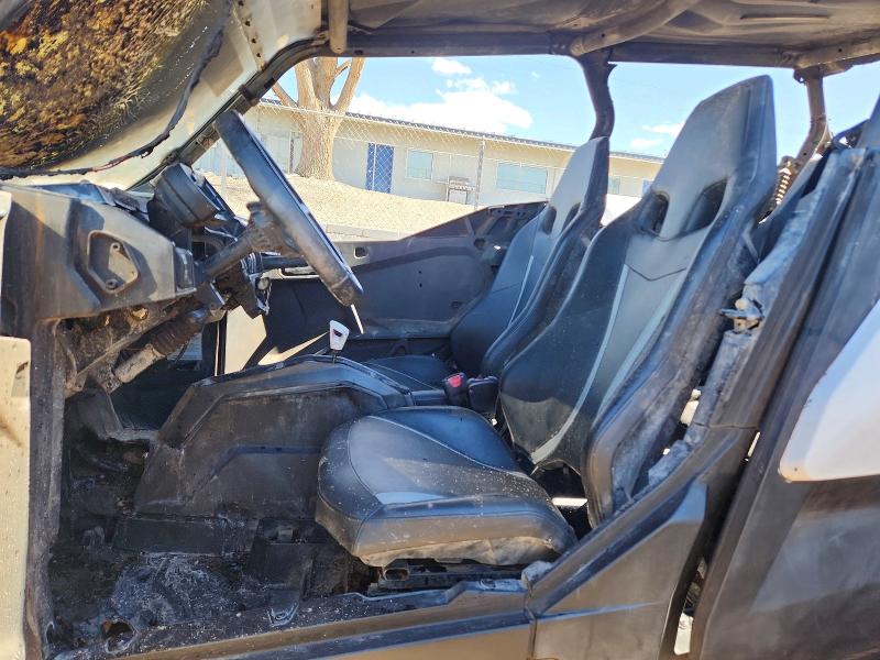 2023 Can-am/ brp Commander VIN 3JBABAX4XPK000073 COPART salvage auction — BURN, Nr - Non-Repairable, sold $2,450 on 2026-08-24 (photo 7)