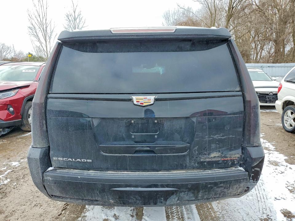 2016 Cadillac Escalade VIN 1GYS4KKJ2GR124043 COPART salvage auction — UNDERCARRIAGE, On - Permit Salvage, sold $7,000 on 2026-07-02 (photo 6)
