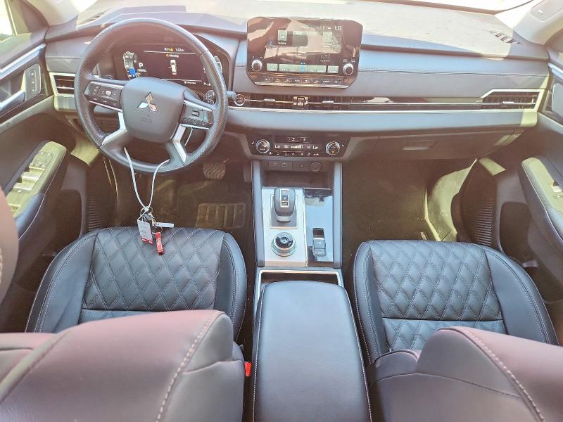 2024 Mitsubishi Outlander VIN JA4J3WA84RZ073099 COPART salvage auction — VANDALISM, AR - CERT OF TITLE-SALVAGE, sold $6,200 on 2026-07-27 (photo 8)