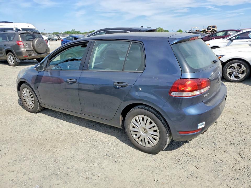 2013 Volkswagen Golf VIN WVWDB7AJ2DW097085 COPART salvage auction — MINOR DENT/SCRATCHES, Ca - Dis/Dlr/Exp Only Clean Title, sold $275 on 2026-07-09 (photo 2)