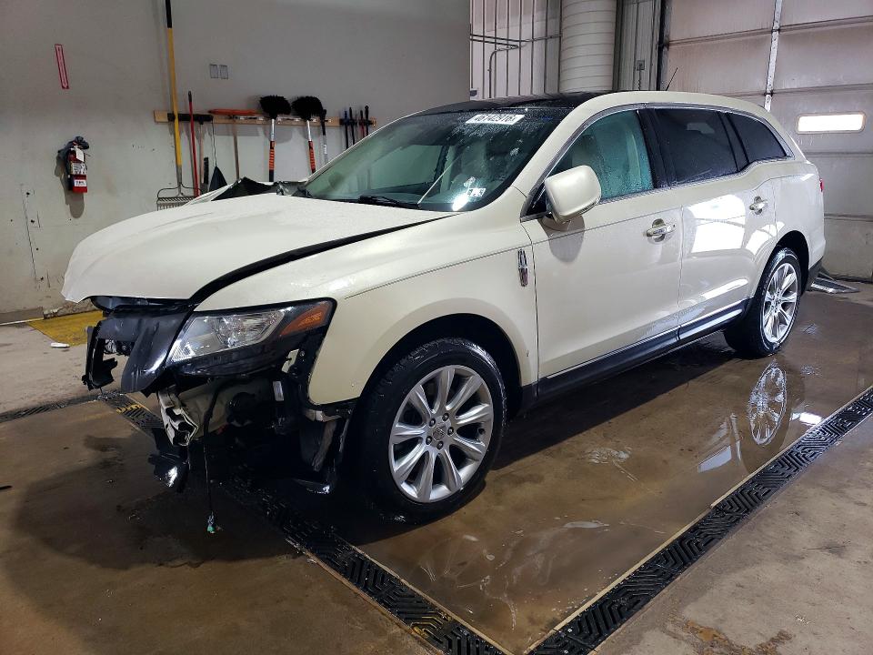 2015 Lincoln Mkt VIN 2LMHJ5FK5FBL03191 COPART salvage auction — FRONT END, Pa - Certificate Of Salvage, sold $1,200 on 2026-07-09 (photo 1)