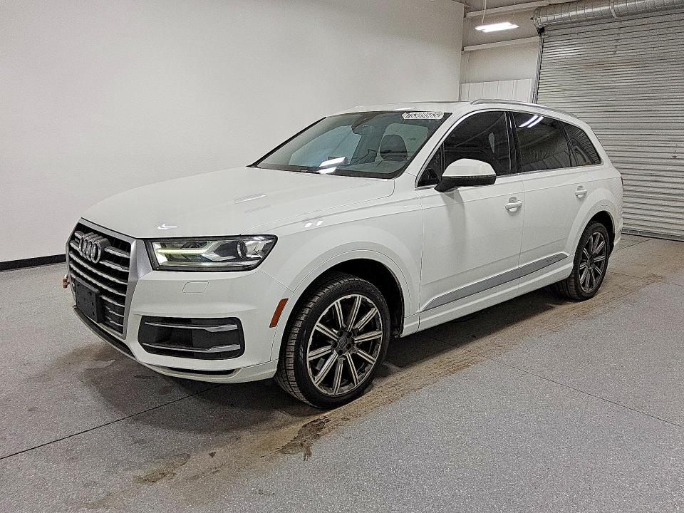 2017 Audi Q7 VIN WA1LHAF70HD044594 — COPART salvage auction photo