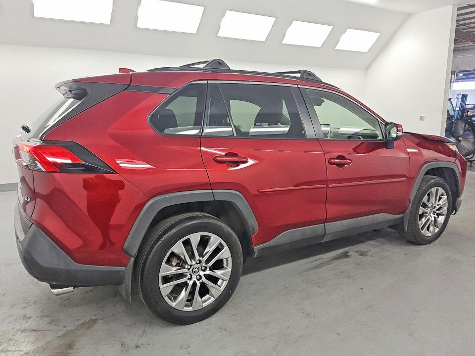 2022 Toyota Rav 4 VIN JTMC1RFV0ND089232 COPART salvage auction — FRONT END, Ca - Certificate Of Title, sold $825 on 2026-07-21 (photo 3)
