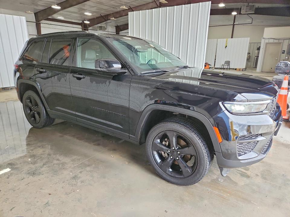 2023 Jeep Grand cherokee VIN 1C4RJHAG6PC609360 COPART salvage auction — SIDE, MO - CERTIFICATE OF TITLE, sold $14,600 on 2026-07-09 (photo 4)