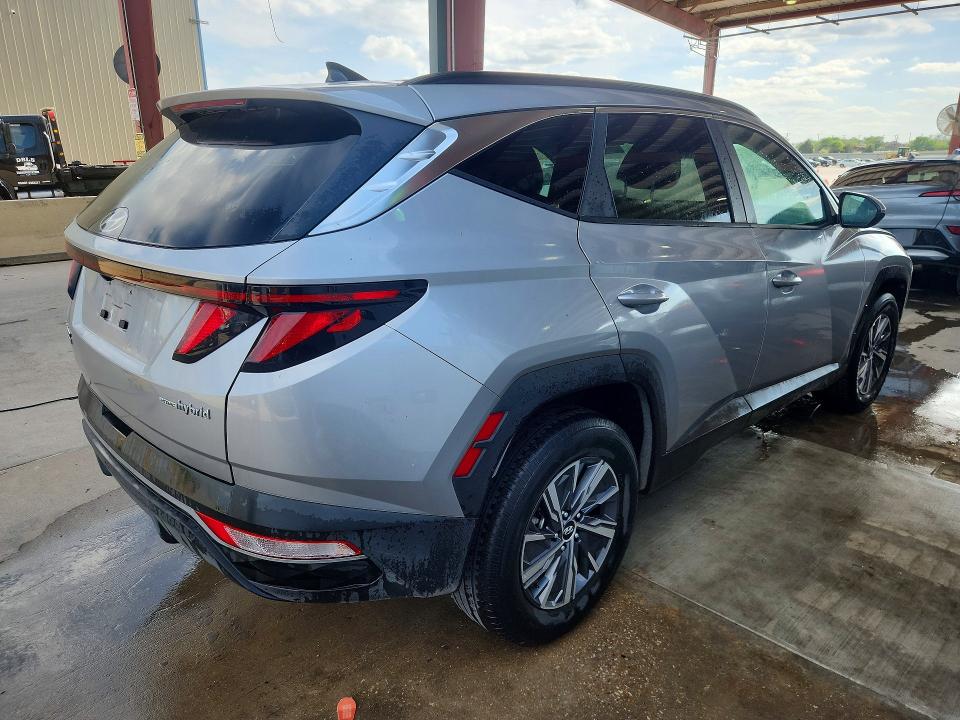 2024 Hyundai Tucson hybrid VIN KM8JBCD12RU195247 COPART salvage auction — FRONT END, TX - CERTIFICATE OF TITLE, sold $17,200 on 2026-07-09 (photo 3)
