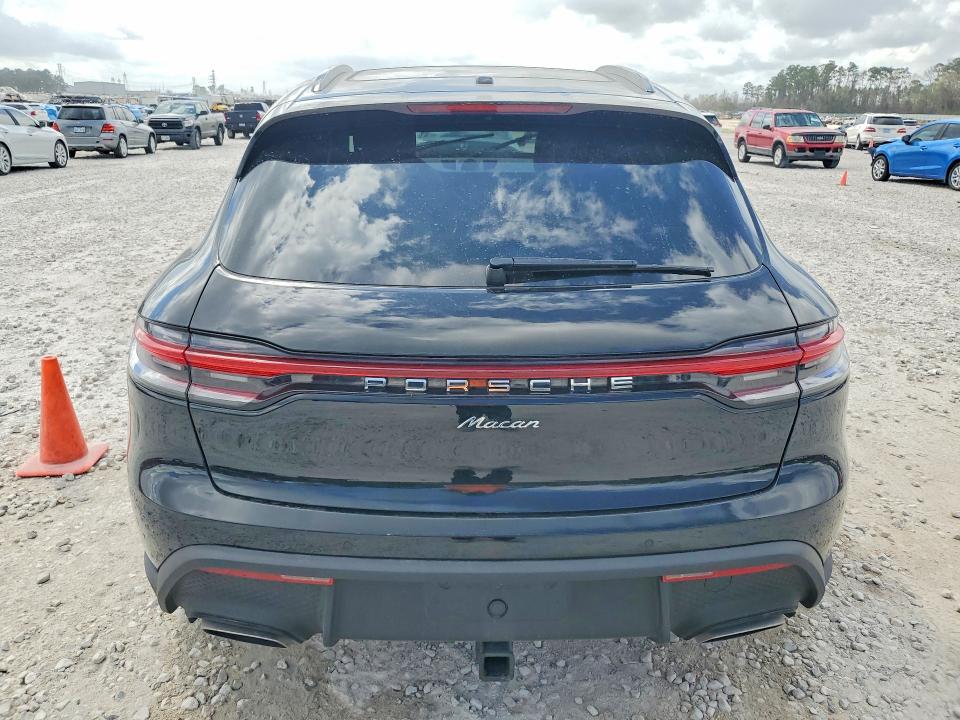 2025 Porsche Macan VIN WP1AA2A55SLB11263 COPART salvage auction — Front End, TX - SALVAGE VEHICLE TITLE, sold $22,300 on 2026-05-05 (photo 6)