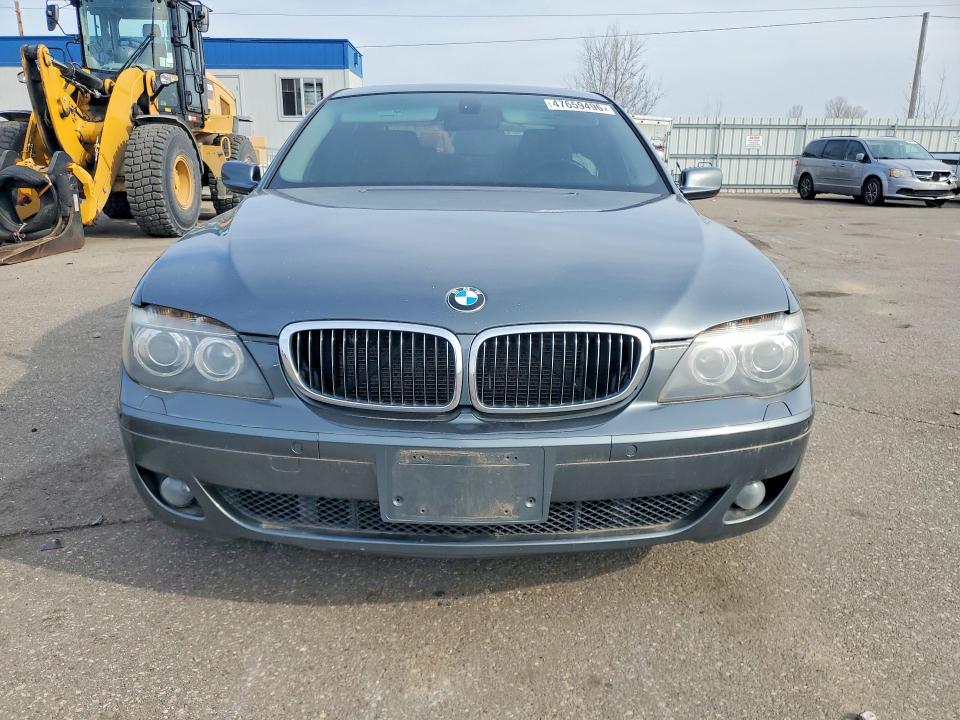 2008 BMW 7 series VIN WBAHN83588DT83472 COPART salvage auction — NORMAL WEAR, MN - PARTS VEHICLE BILL OF SALE, sold $450 on 2026-07-30 (photo 5)