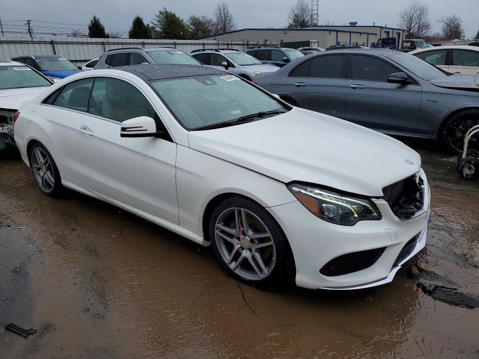 2016 Mercedes-benz E-klasse VIN WDDKJ6FB5GF346673 COPART salvage auction — FRONT END, Md - Cert Of Salvage > 75% Damage, sold $500 on 2026-07-27 (photo 4)