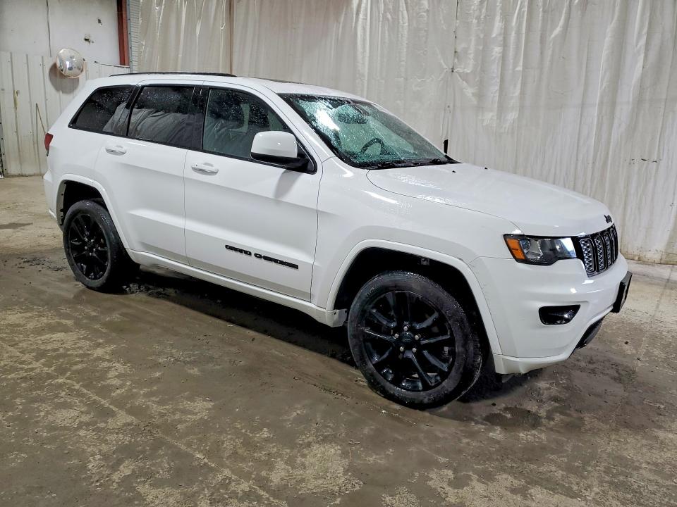 2018 Jeep Grand cherokee VIN 1C4RJFAG4JC236413 COPART salvage auction — FRONT END, WV - CERTIFICATE OF TITLE, sold $8,400 on 2026-07-09 (photo 4)