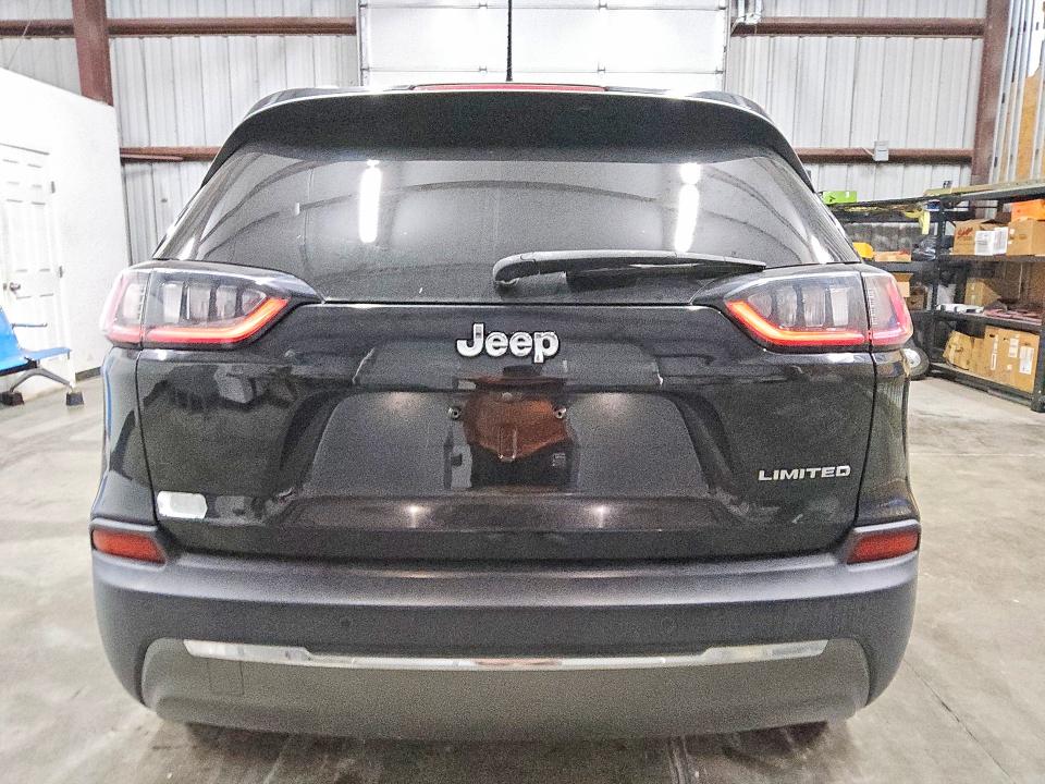 2019 Jeep Cherokee VIN 1C4PJLDB1KD487892 COPART salvage auction — MINOR DENT/SCRATCHES, Tx - Certificate Of Title (P), sold $8,600 on 2026-09-15 (photo 6)