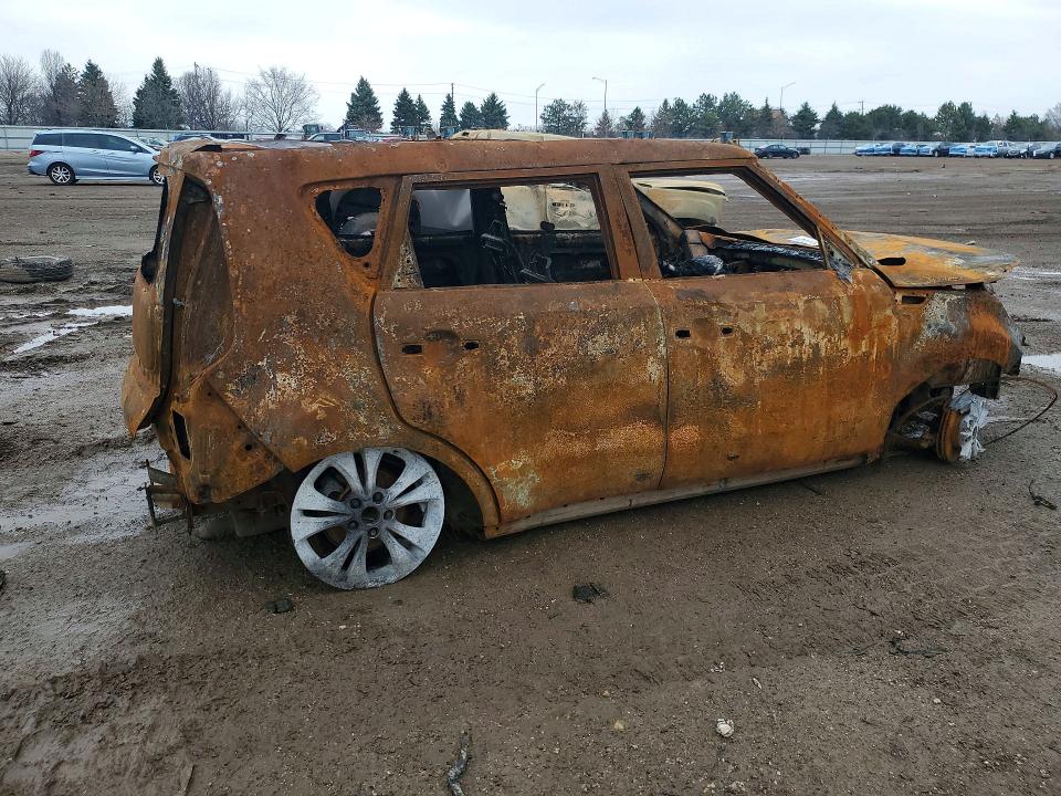 2016 Kia Soul VIN KNDJP3A57G7846557 COPART salvage auction — BURN, Il - Junking Cert Of A Vehicle, sold $225 on 2026-07-16 (photo 3)