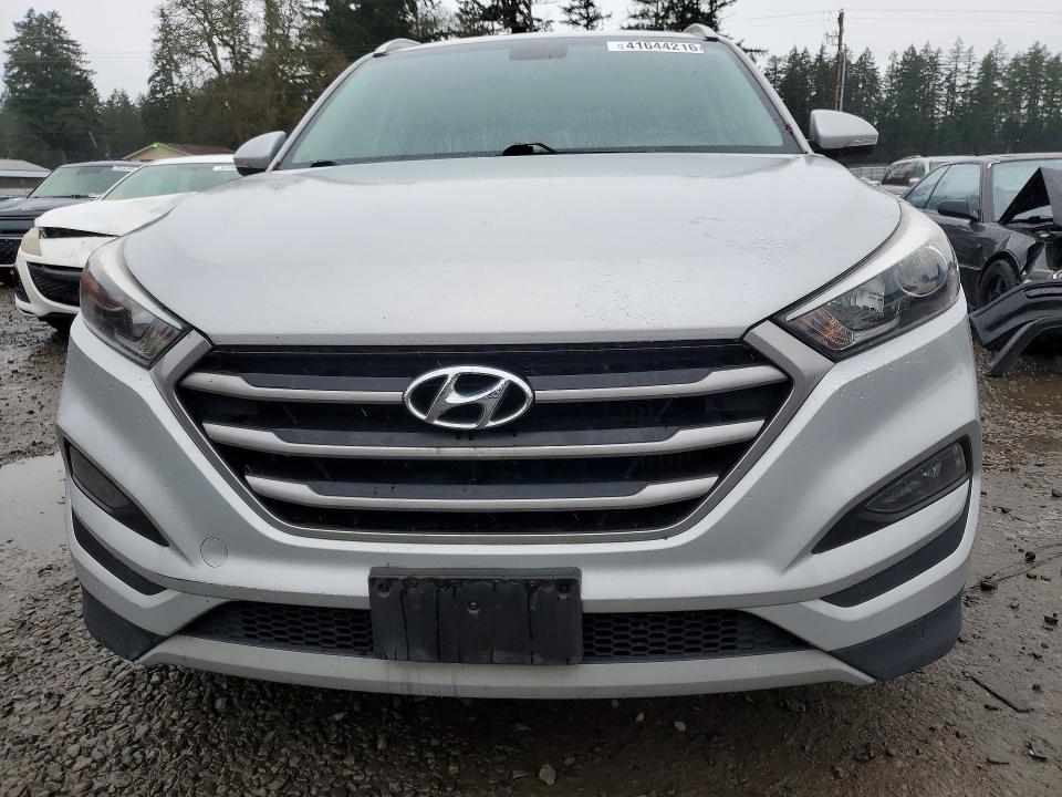 2017 Hyundai Tucson VIN KM8J3CA25HU273271 COPART salvage auction — MECHANICAL, Wa - Vehicle Cert Of Ownership-Titl, sold $1,350 on 2026-07-02 (photo 5)