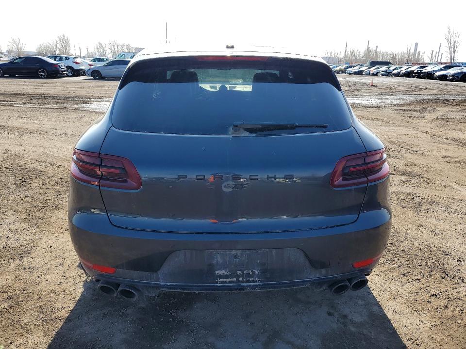 2017 Porsche Macan VIN WP1AG2A55HLB54704 COPART salvage auction — FRONT END, Qc - Gravement Accidente, sold $10,000 on 2026-07-21 (photo 6)