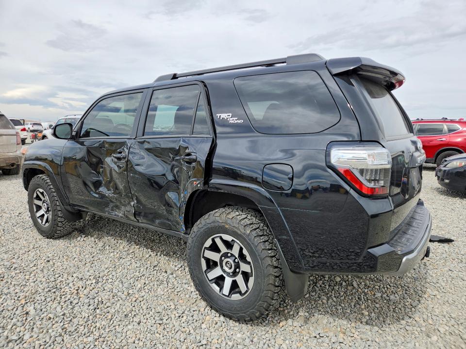 2022 Toyota 4runner VIN JTERU5JRXN5996225 COPART salvage auction — SIDE, Co - Public - Salvage Title, sold $20,800 on 2026-07-28 (photo 2)