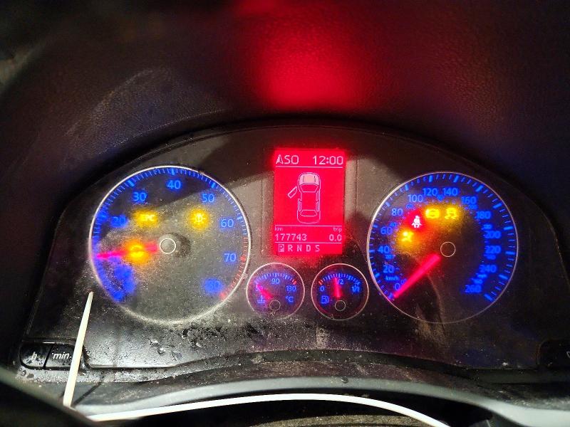 2007 Volkswagen Eos VIN WVWFA71F27V038801 COPART salvage auction — FRONT END, Qc - Gravement Accidente, sold $375 on 2026-07-07 (photo 9)