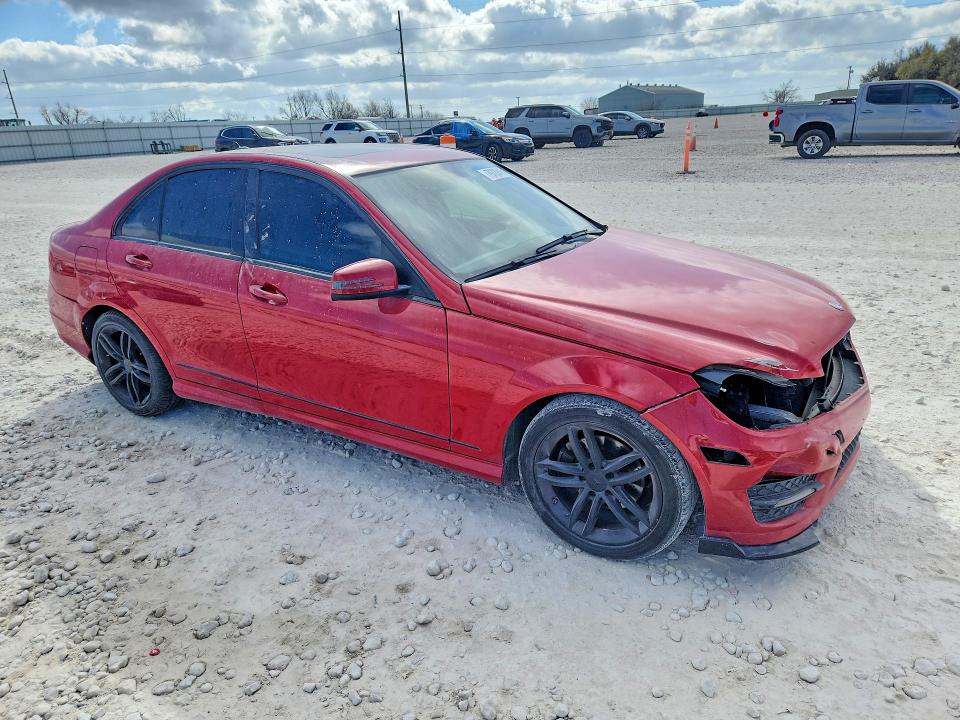 2014 Mercedes-benz VIN WDDGF4HB6EA962157 COPART salvage auction — FRONT END, Tx - Certificate Of Title, sold $700 on 2026-08-06 (photo 4)