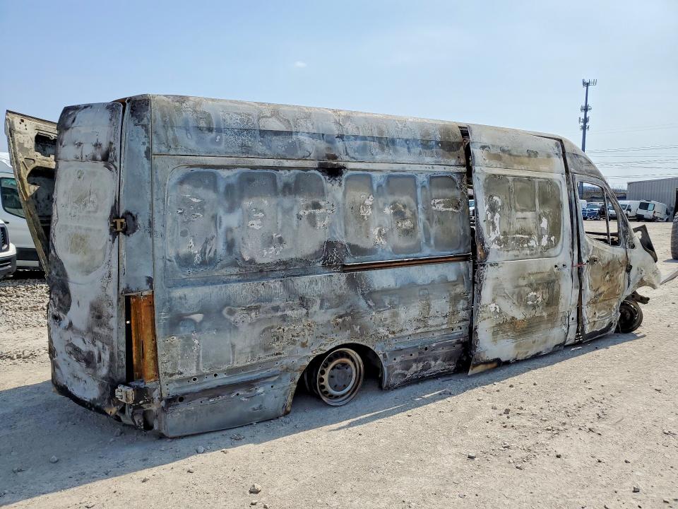 2021 Mercedes-benz Sprinter 2500 VIN W1Y40CHY2MT061671 COPART salvage auction — BURN, Ky - Bill Of Sale/Part Only/No Titl, sold $80 on 2026-07-20 (photo 3)