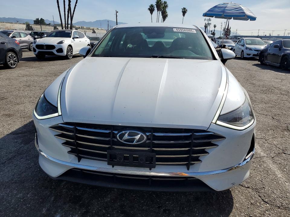 2022 Hyundai Sonata VIN 5NPEG4JAXNH143015 COPART salvage auction — Rear End, CA - SALVAGE CERTIFICATE, sold $4,550 on 2026-04-17 (photo 5)