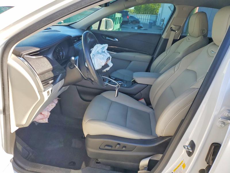 2020 Cadillac Xt4 VIN 1GYFZCR46LF130920 COPART salvage auction — FRONT END, Salvage Title, sold $7,400 on 2026-08-24 (photo 7)