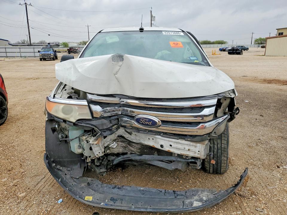2011 Ford Edge VIN 2FMDK3JC1BBB14317 COPART salvage auction — FRONT END, Tx - Salvage Vehicle Title, sold $200 on 2026-07-02 (photo 5)