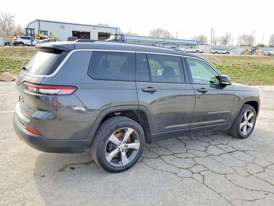 2022 Jeep Grand cherokee l VIN 1C4RJKBG0N8513428 COPART salvage auction — MINOR DENT/SCRATCHES, MO - CERTIFICATE OF TITLE, sold $19,200 on 2026-07-09 (photo 3)