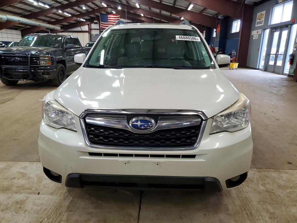 2015 Subaru Forester VIN JF2SJAHC5FH424943 COPART salvage auction — MINOR DENT/SCRATCHES, CT - CERTIFICATE OF TITLE, sold $2,500 on 2026-07-02 (photo 5)