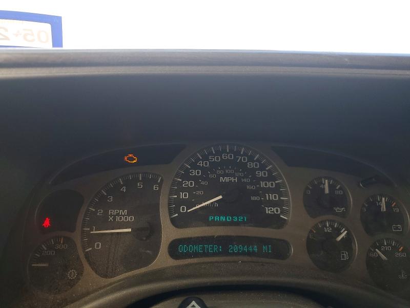 2003 Gmc Yukon xl VIN 1GKFK66U23J150972 COPART salvage auction — FRONT END, Tx - Salvage Vehicle Title, sold $950 on 2026-07-02 (photo 9)