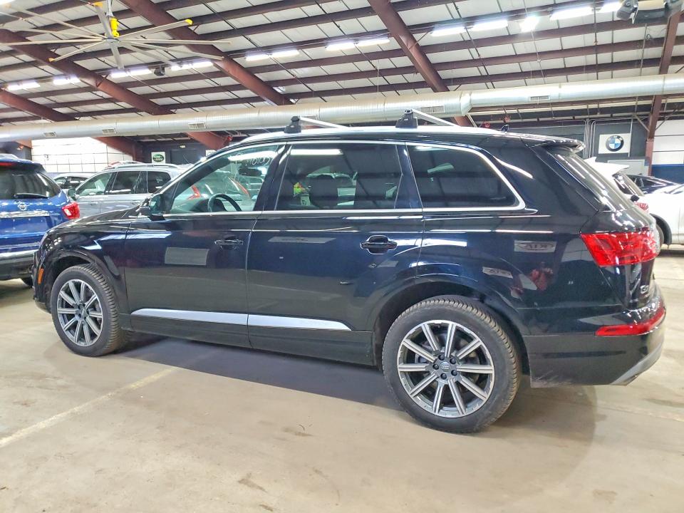 2019 Audi Q7 VIN WA1LAAF7XKD039138 COPART salvage auction — MINOR DENT/SCRATCHES, Ma - Certificate Of Title (P), sold $7,000 on 2026-07-30 (photo 2)