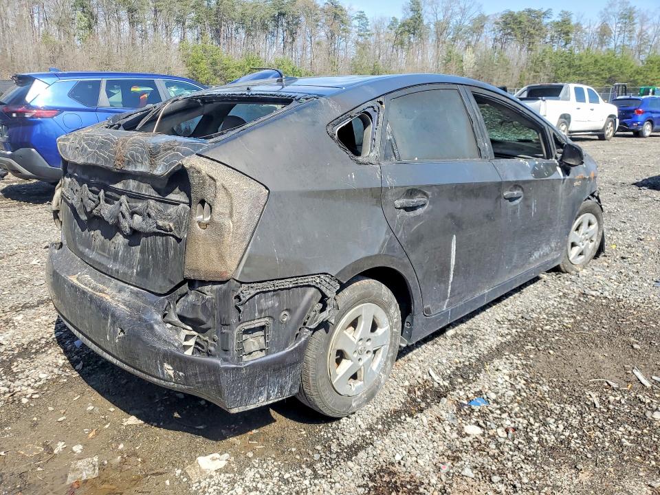 2011 Toyota Prius VIN JTDKN3DU7B0278244 COPART salvage auction — BURN, Md - Parts Only-No Title Letter, sold $225 on 2026-07-07 (photo 3)