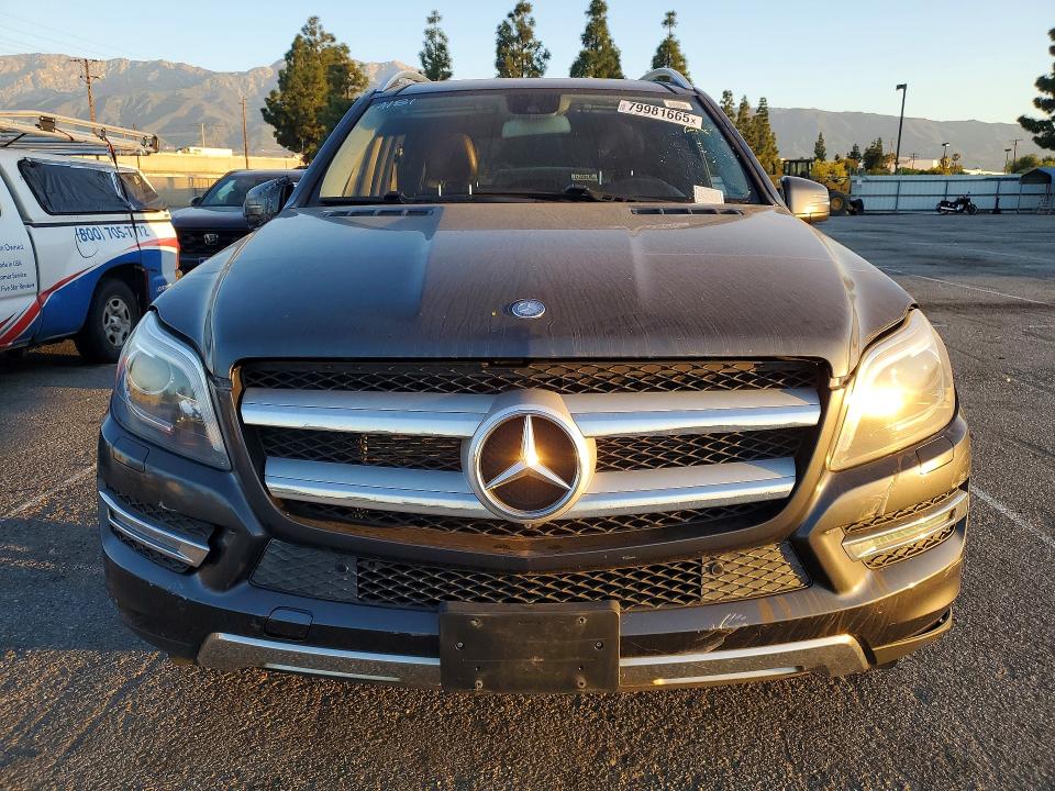 2016 Mercedes-benz GL VIN 4JGDF6EE7GA665985 COPART salvage auction — MINOR DENT/SCRATCHES, Ca - Dis/Dlr/Exp Only Clean Title, sold $3,400 on 2026-07-02 (photo 5)