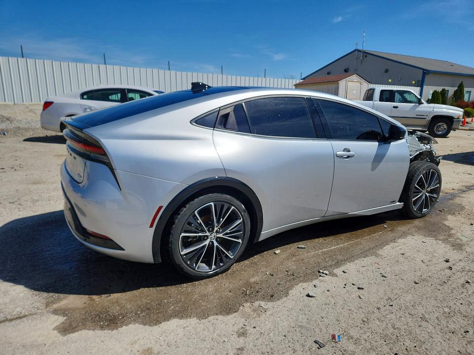 2024 Toyota Prius VIN JTDADABU3R3014727 COPART salvage auction — FRONT END, KY - CERT OF TITLE-SALVAGE, sold $8,900 on 2026-07-02 (photo 3)