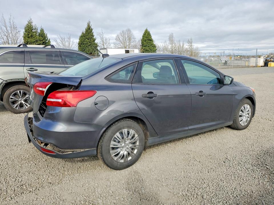 2018 Ford Focus VIN 1FADP3E27JL323251 COPART salvage auction — REAR END, Or - Lien Papers Salvage, sold $1,125 on 2026-07-21 (photo 3)