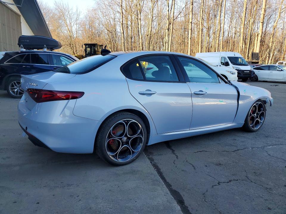2022 Alfa romeo Giulia VIN ZARFANBN0N7656751 COPART salvage auction — FRONT END, Ma - Cert Of Title-Salvage, sold $11,300 on 2026-07-09 (photo 3)