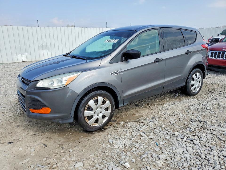 2015 Ford VIN 1FMCU0F70FUC32116 COPART salvage auction — MINOR DENT/SCRATCHES, In - Certificate Of Title (P), sold $700 on 2026-07-02 (photo 1)