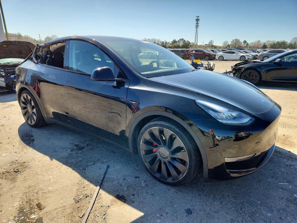 2020 Tesla Model y VIN 5YJYGDEF0LF049997 COPART salvage auction — REAR END, Va - Cert Of Title - Salvage, sold $9,000 on 2026-07-08 (photo 4)