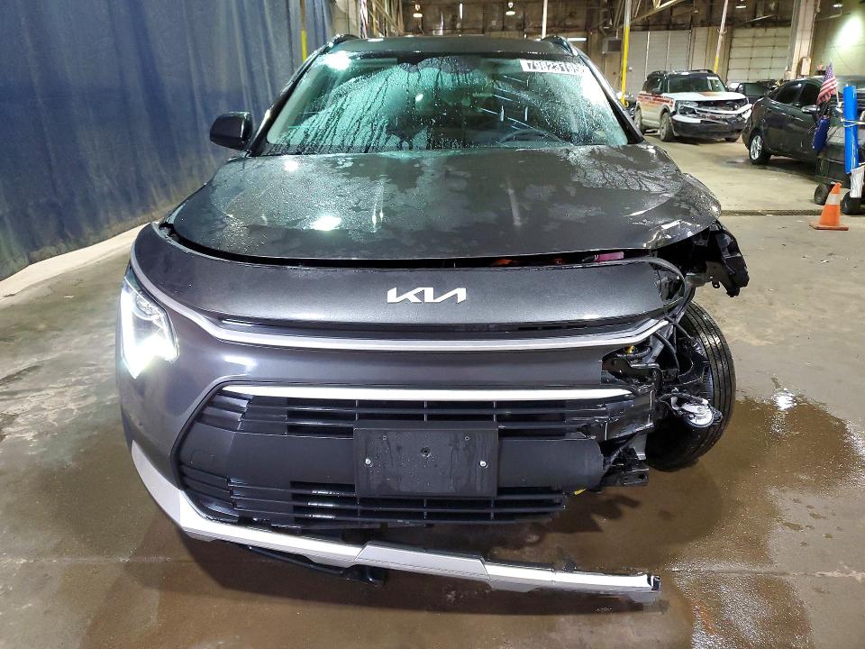 2025 Kia Niro VIN KNDCP3LE3S5306228 COPART salvage auction — FRONT END, CO - NON-REPAIRABLE CERT OF TITLE, sold $3,750 on 2026-07-13 (photo 5)