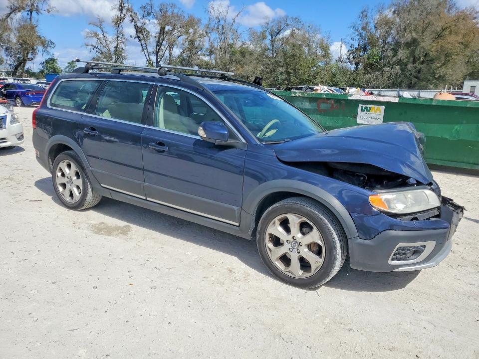 2010 Volvo Xc70 VIN YV4992BZXA1081750 COPART salvage auction — FRONT END, Fl - Cert Of Title Slvg Rebuildable, sold $350 on 2026-07-07 (photo 4)