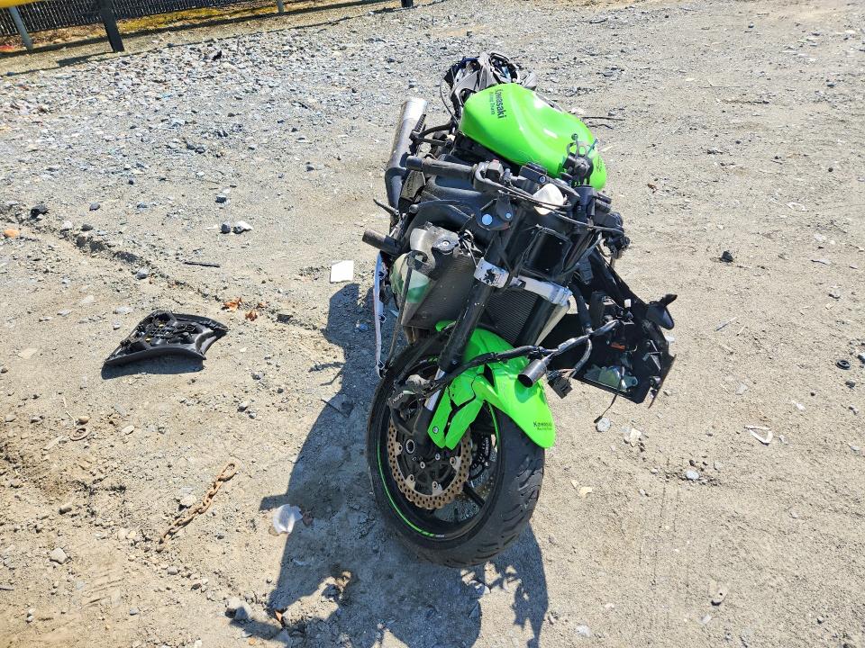 2022 Kawasaki Zx636 VIN JKBZXJH14NA013038 COPART salvage auction — ALL OVER, Md - Cert Of Salvage > 75% Damage, sold $2,550 on 2026-07-02 (photo 2)