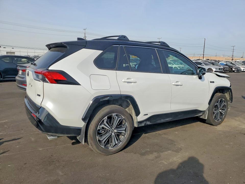 2024 Toyota Rav 4 VIN JTMFB3FV7RD233985 COPART salvage auction — FRONT END, Ca - Salvage Certificate, sold $20,800 on 2026-07-08 (photo 3)