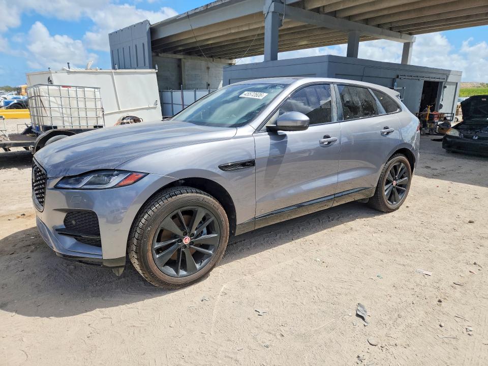 2022 Jaguar F-pace VIN SADCJ2EX3NA699447 — COPART salvage auction photo