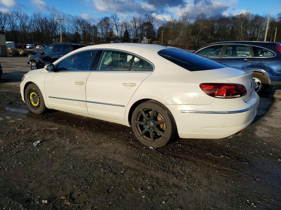 2013 Volkswagen VIN WVWBP7AN1DE521891 COPART salvage auction — MINOR DENT/SCRATCHES, Ny - Certificate Of Title, sold $550 on 2026-08-01 (photo 2)