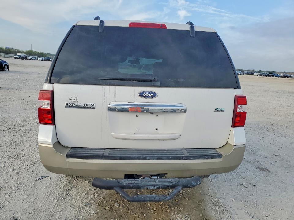 2010 Ford Expedition VIN 1FMJU1H59AEB64040 COPART salvage auction — FRONT END, Tx - Bonded Title - Salvage, sold $700 on 2026-07-02 (photo 6)