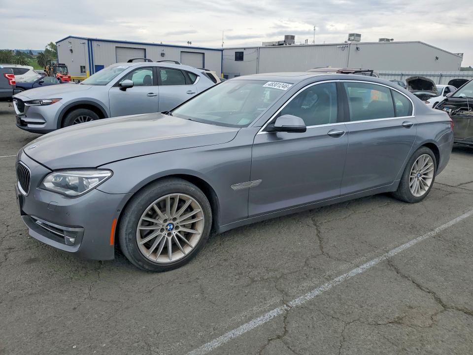 2014 BMW 7er VIN WBAYE8C52ED135424 COPART salvage auction — MINOR DENT/SCRATCHES, Ca - Dis/Dlr/Exp Only Clean Title, sold $2,700 on 2026-07-27 (photo 1)